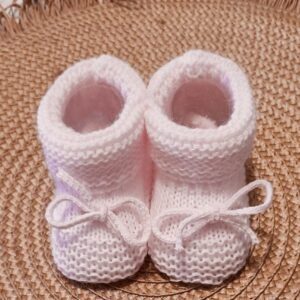 Patucos de bebé lana tejidos rosa clarito