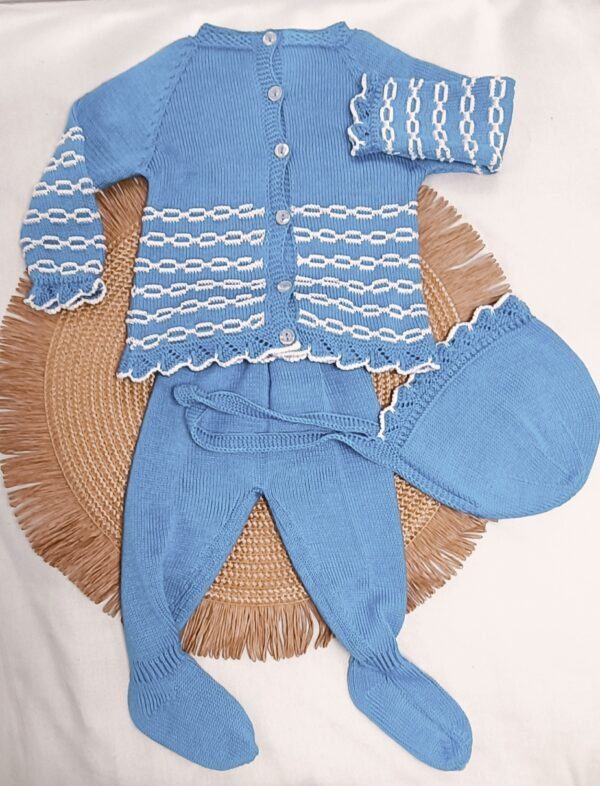 Conjunto polaina bebé Juliana. Cadenas color azul. - Imagen 3