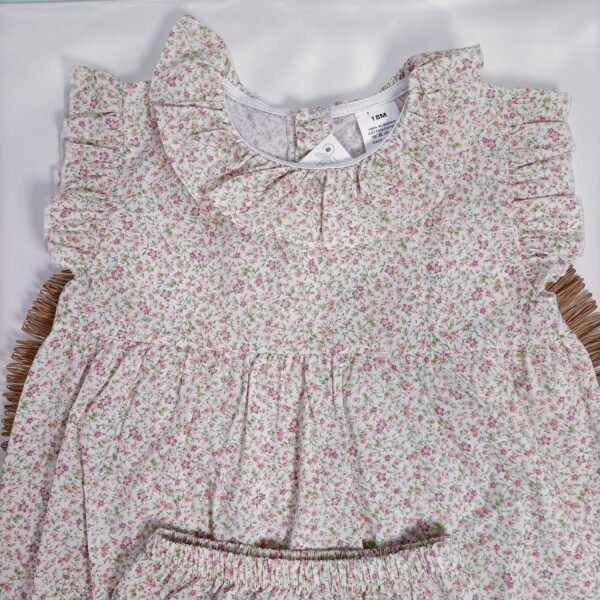 Jesusito Vestido para bebé con flores. - Imagen 2