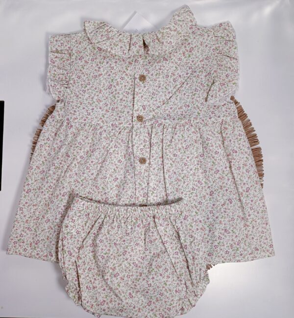 Jesusito Vestido para bebé con flores. - Imagen 4